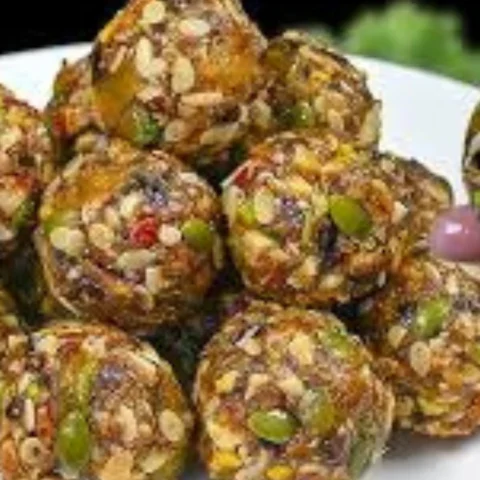 Dry Fruit Laddu (No Sugar Energy Laddu)